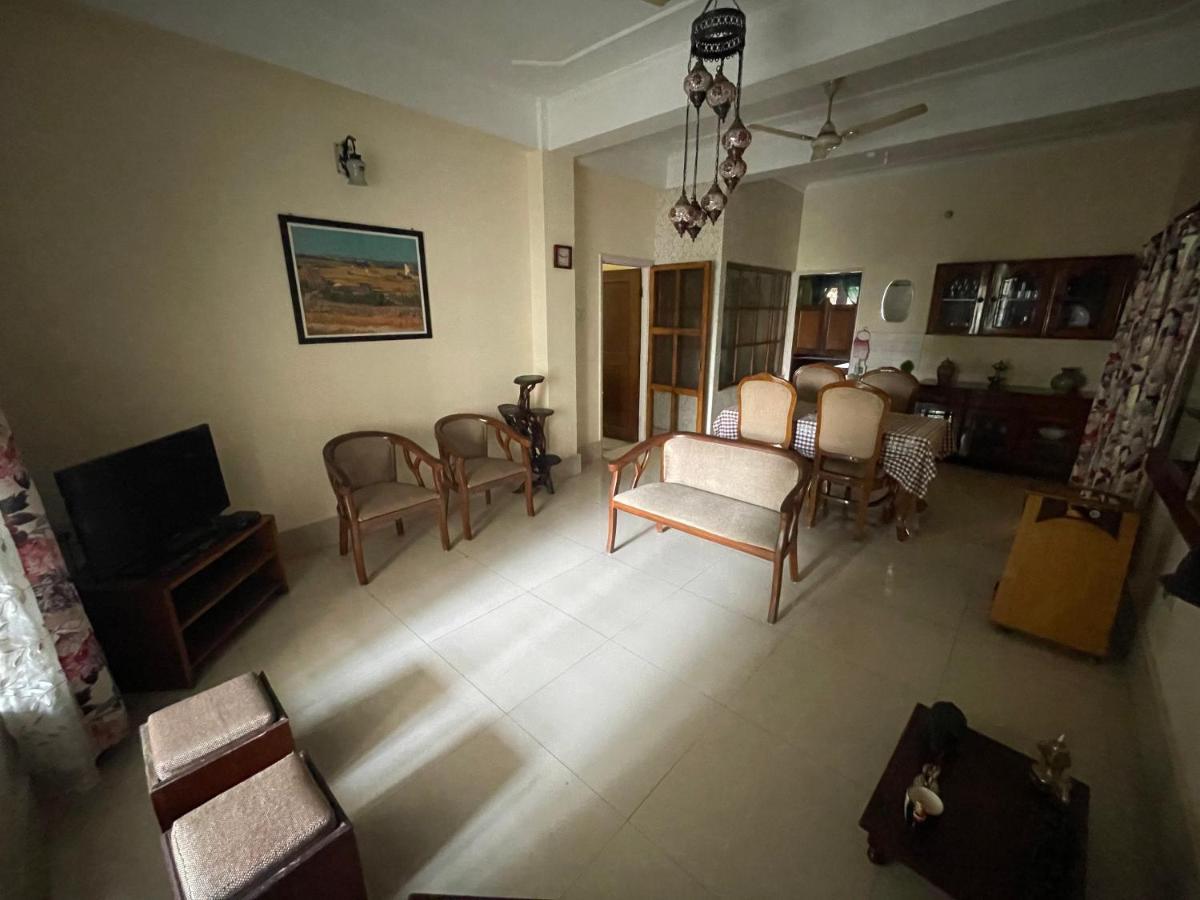 The Choudhury Manor Homestay Guwahati Exterior foto