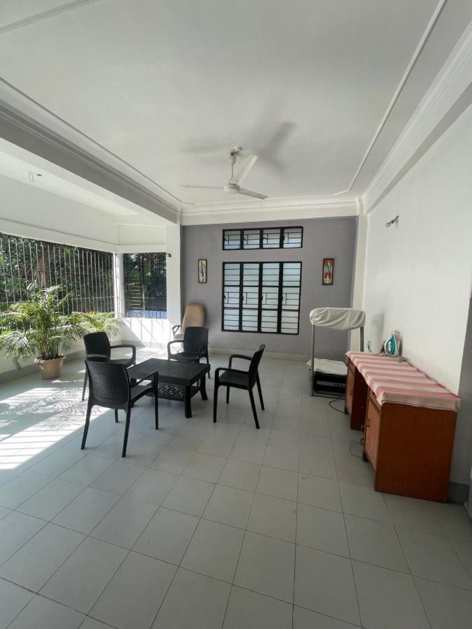 The Choudhury Manor Homestay Guwahati Exterior foto